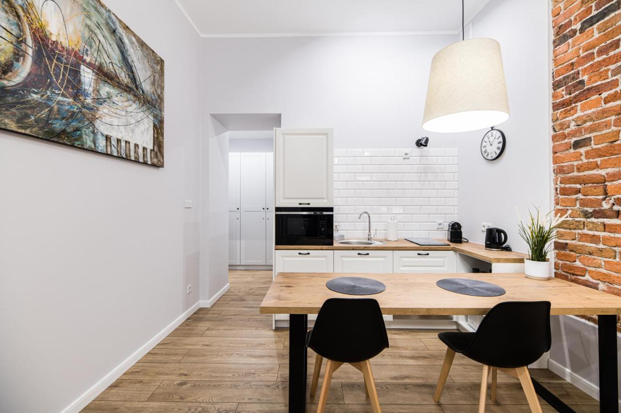 Attractive Apartment Oldtown Near Thetrain Station Cracovia Exterior foto